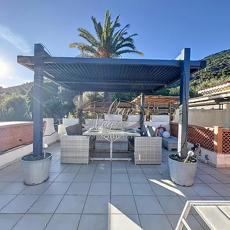 2 à 4 Personnes Avec Grande Terrasse Aménagée Et Pergola à 300m De La De Pramousquier - Le Lavandou