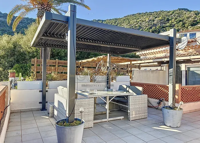 T2 Pour 4 Personnes Avec Grande Terrasse Et Pergola A 300m De Pramousquier - Apartman